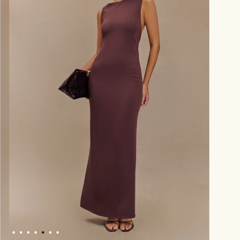 Elegant Cross-Back Brown Evening Dress - Picture 6 of 7
